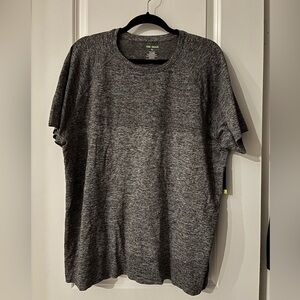 NWT Tek gear T-shirt